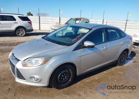 2012 Ford Focus Se из США, поврежденный, VIN 1FAHP3F2XCL106683